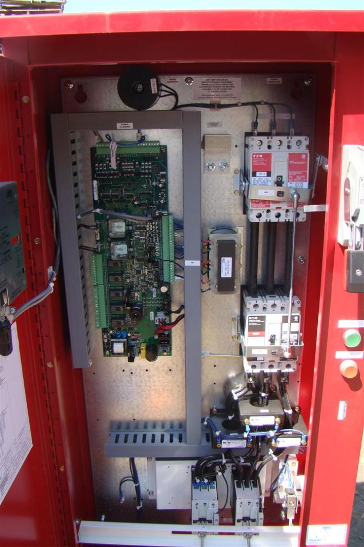 Eaton Electric Fire pump controller 100HP 500psi 3PH 120V FD40100DL1