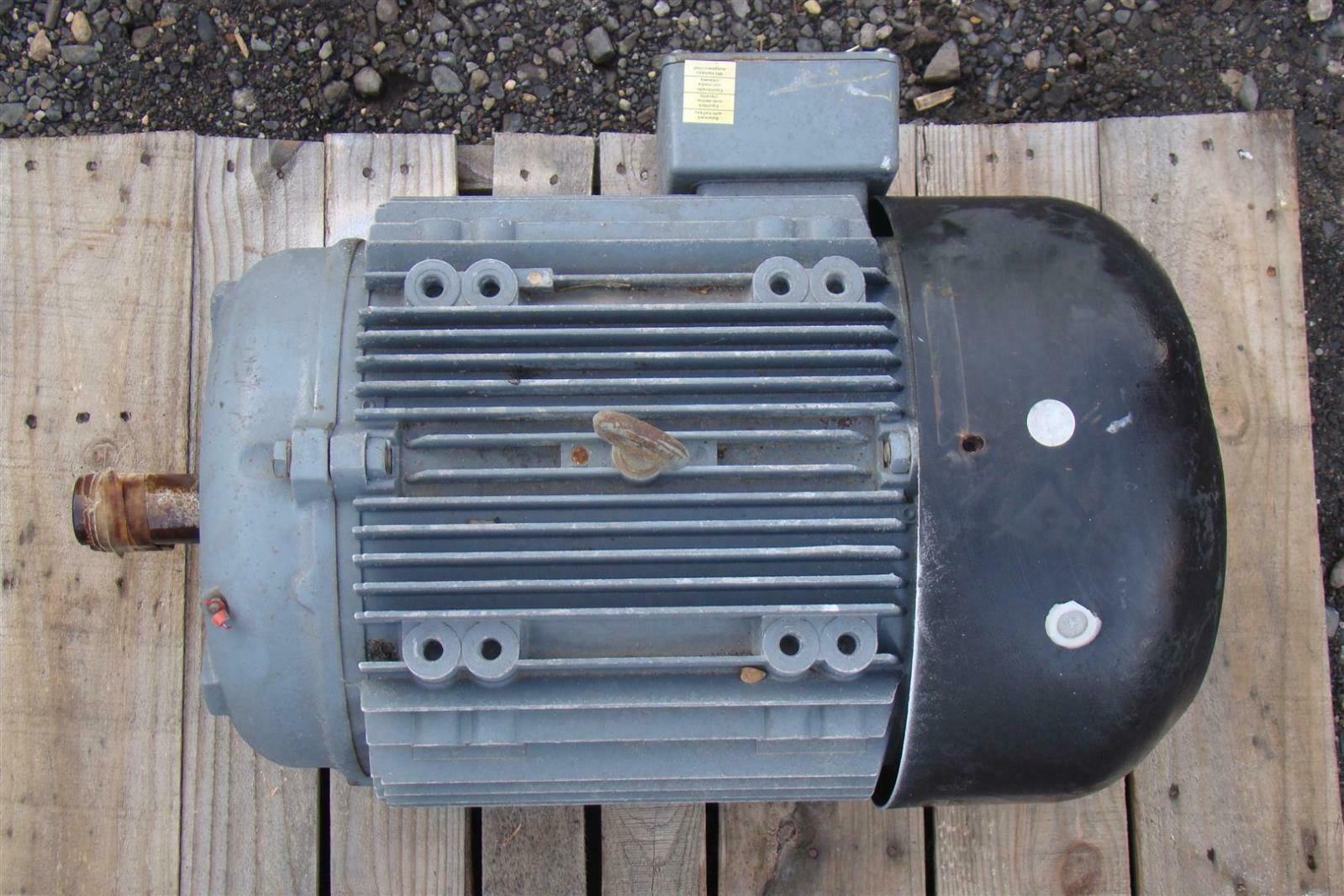 Brook Crompton Inc Motor 3 Phase 25 Hp 230 460v