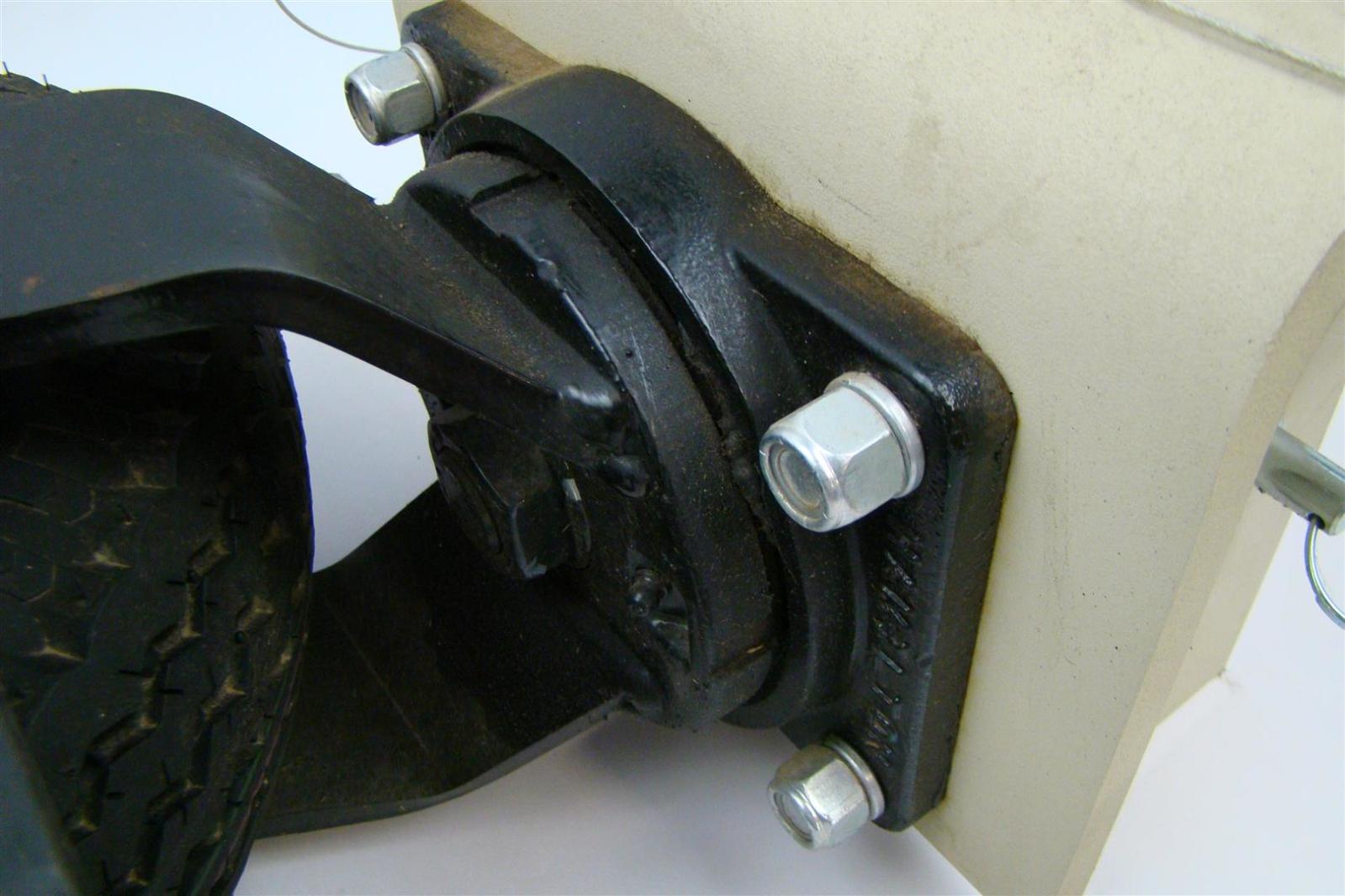 Hamilton LoadStar, Heavy Duty Swivel Caster, Pneumatic Tire, 745 lb