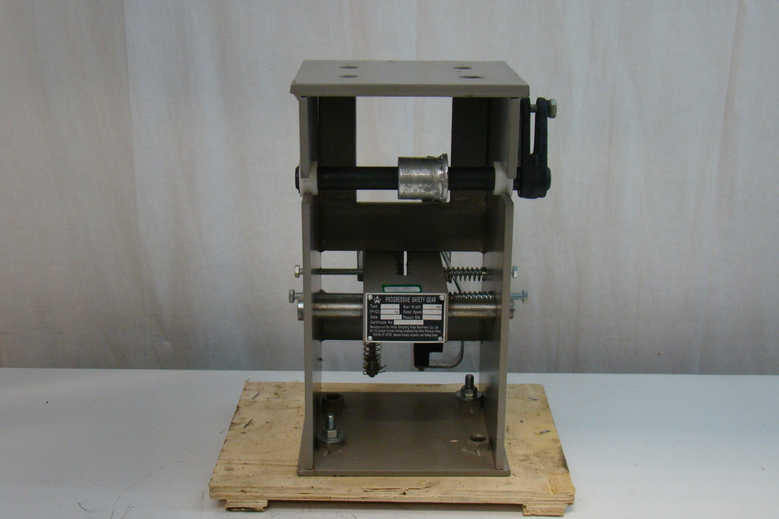 Elevator Progressive Safety Gear 1.75m/s AQ11C 1202007R eBay