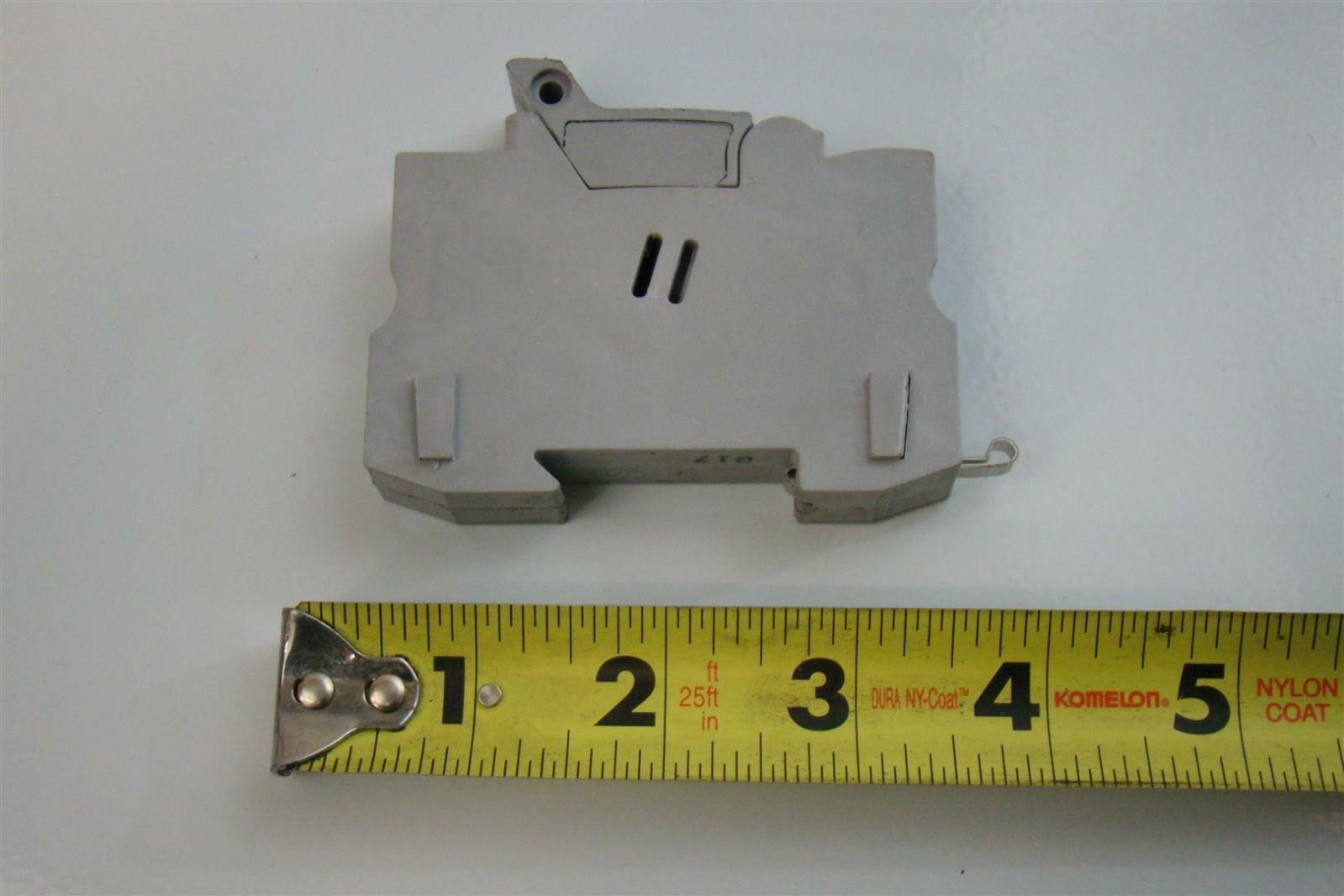 BUSS DIN Rail Mount Fuse Block 600V 30A CHM1