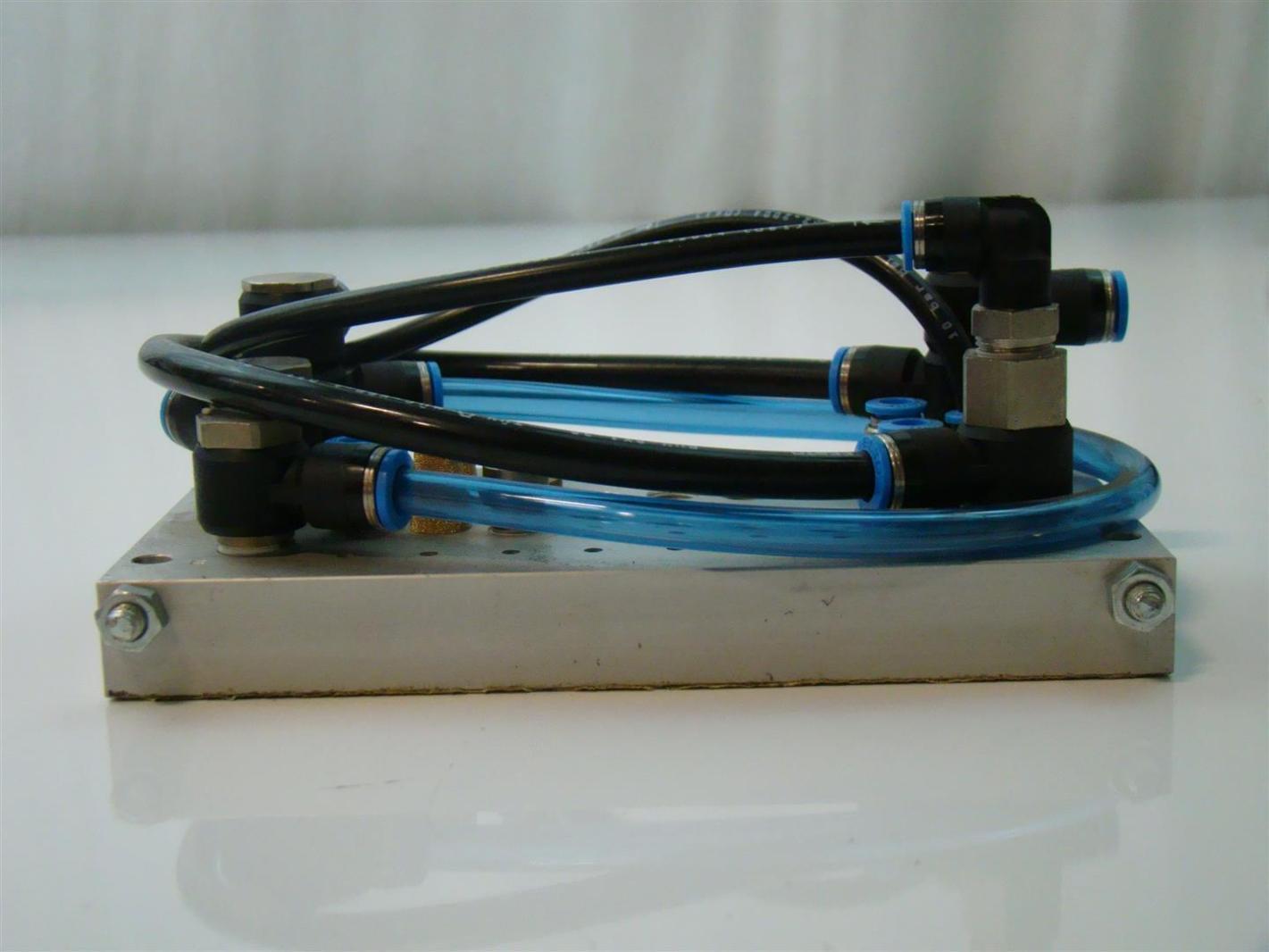 Festo PNEUMATIC MANIFOLD 152427 S602 CPV14VIP81/8B eBay