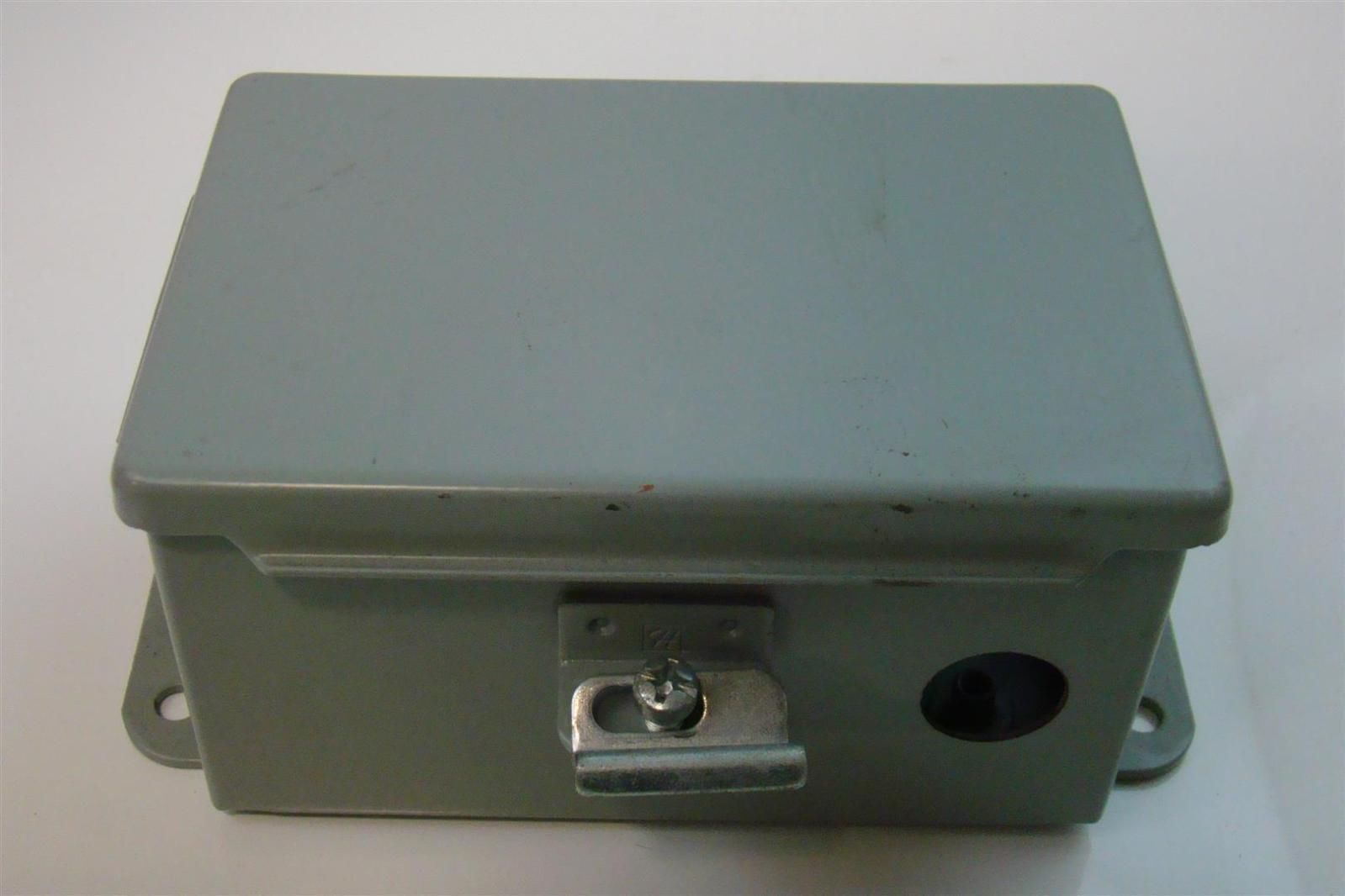 Hoffman Industrial Control Panel Enclosure A2001 A604CH/8PL eBay