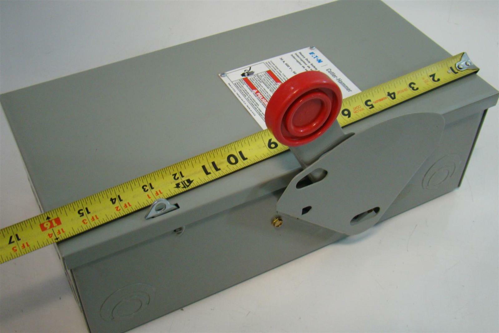 Eaton CutlerHammer Heavy Duty Safety Switch 600V 30A 60Hz 250V DH361UGK