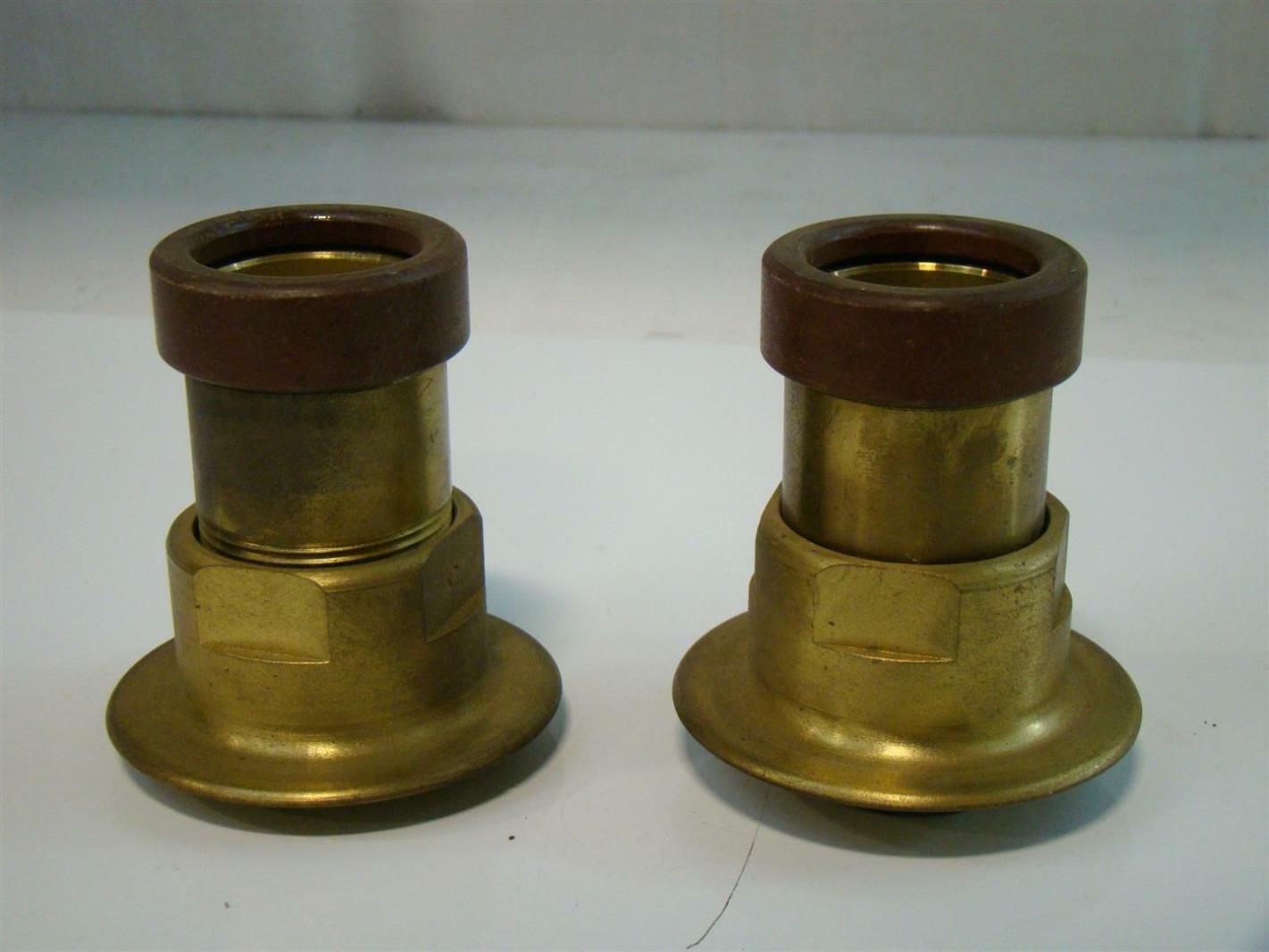 (2) 1 1/2 NPT Brass Bulk Head Electrical Connector