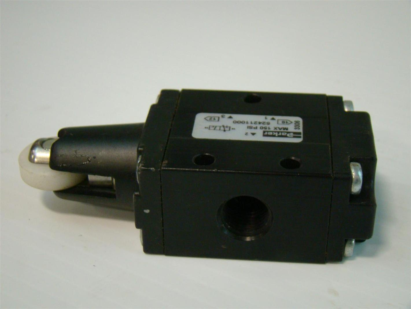 Parker Manual Air Control Valve, 150PSI 3306 524211000 eBay