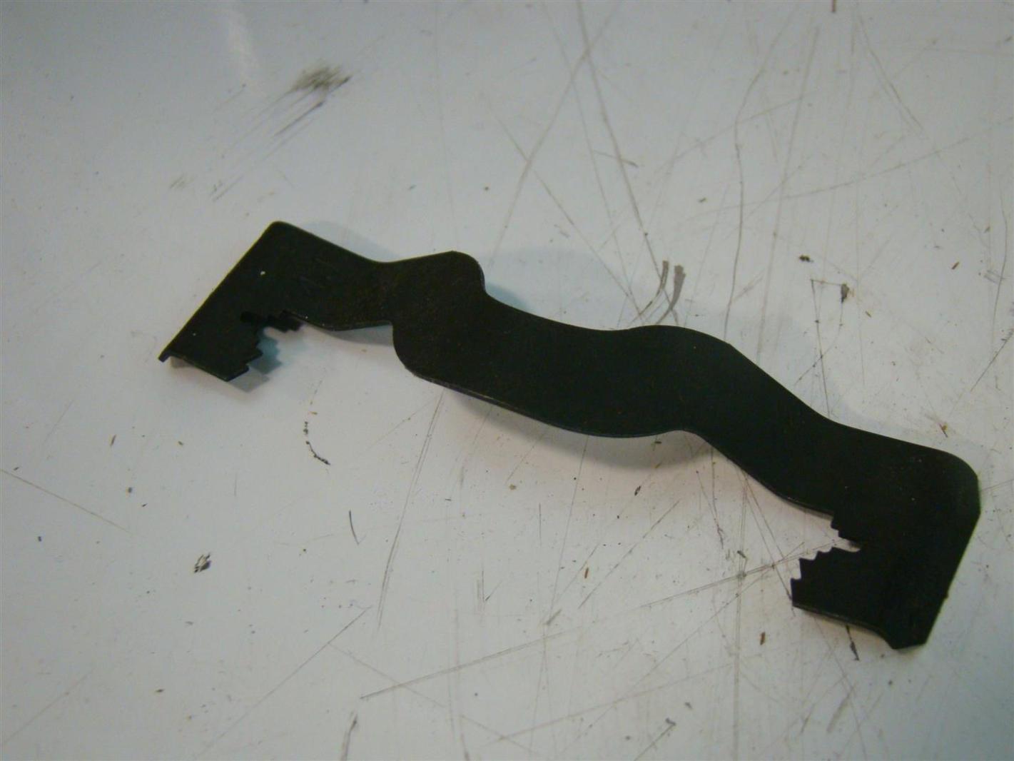 (100) Caddy Fasteners 4J K12 Conduit Hanger(bat wings) 1/2"3/4" eBay