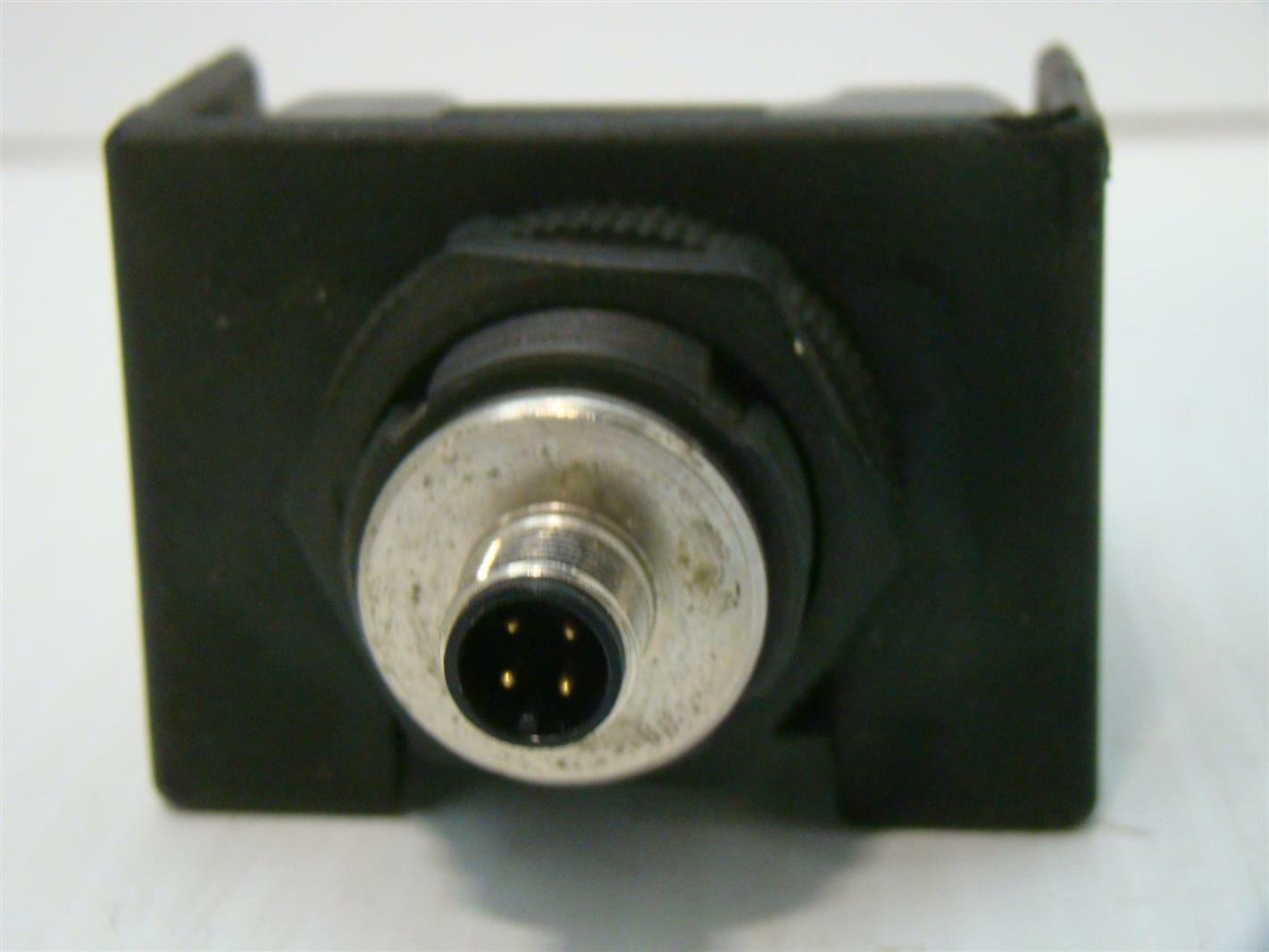 Banner Touch Activated Optoelectronic Sensor OTC1BK OTBVN6 eBay