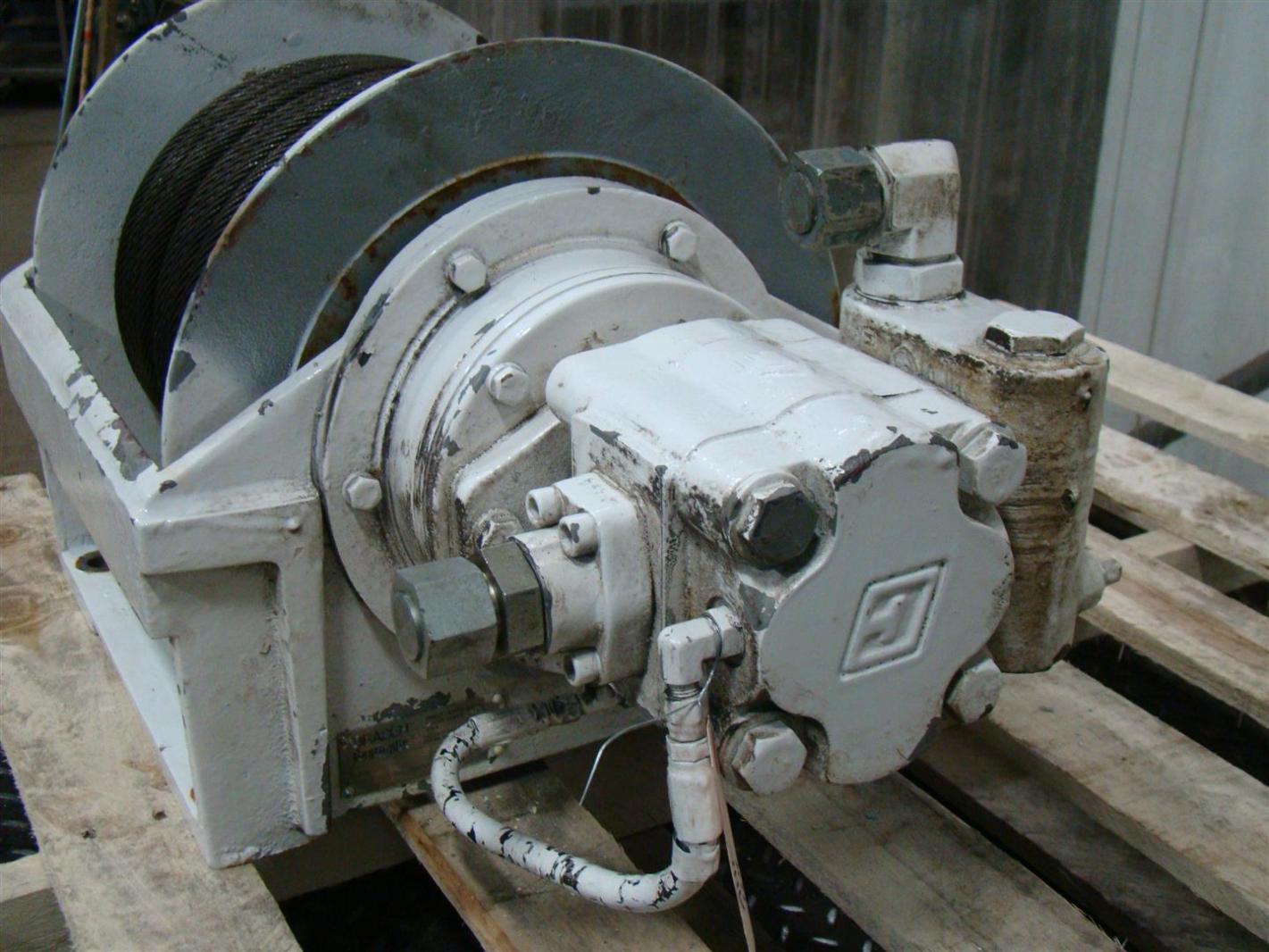 Braden Gearmatic Mobile Hydraulic Hoist Winch 8,000 LBS. BG8B3403901