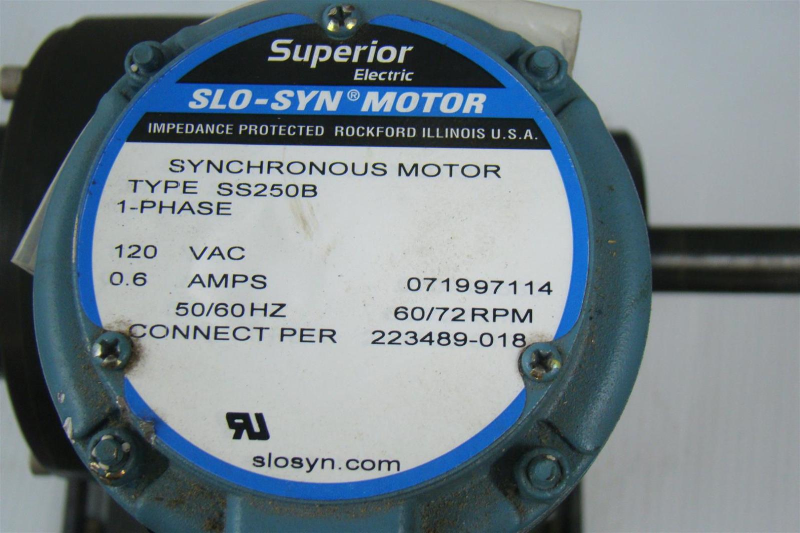 Superior Electric SLOSYN Synchronous / Stepping Motor 72 RPM 60hz