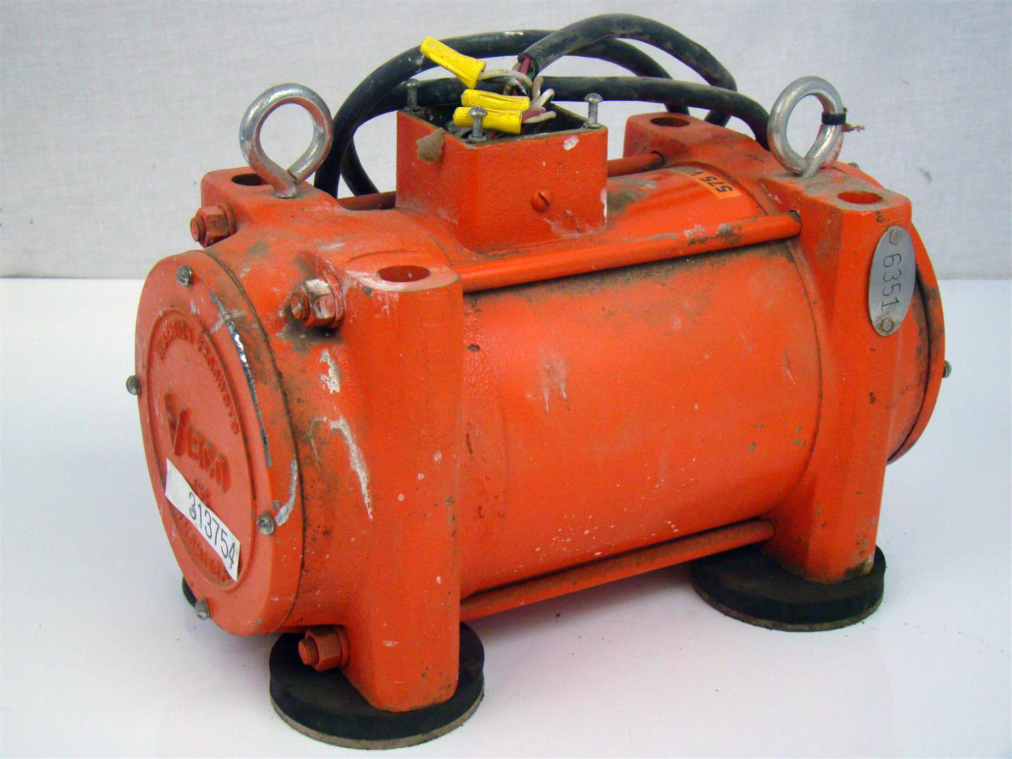 Vibco Heavy Duty Industrial Electric Vibrator 2P800 575v 3Phase