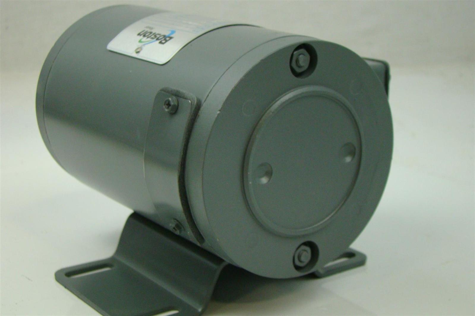Boston Gear DC Electricric Motor 90V, 2.5A 1/4Hp, Shaft 1.25" X .5"Dia
