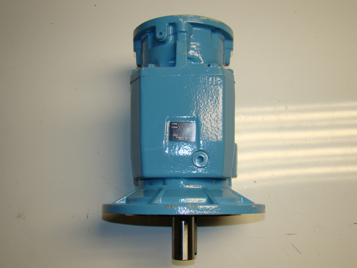 Bonfiglioli Electric Motor Gear Reducer C413UFBN140TC eBay