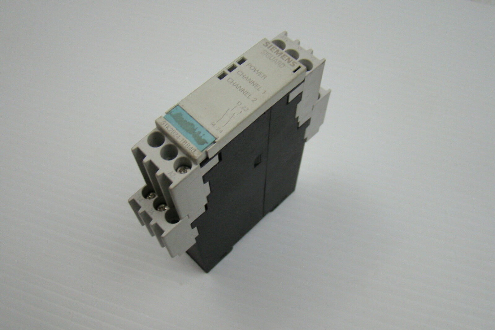 Siemens 300V IEC Contactor 60947 5 1 siemens-300v-iec-contactor-60947-5-1