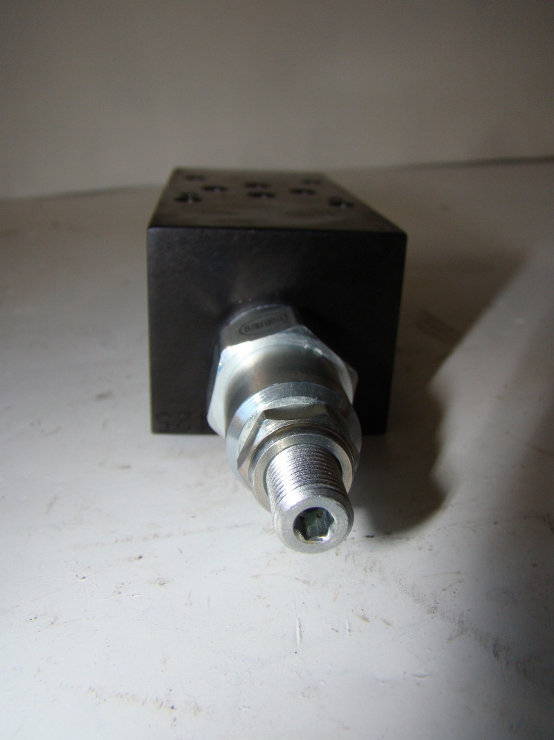Continental Hydraulics, Compensated Flow Control Valve F03MSVCDCAAC