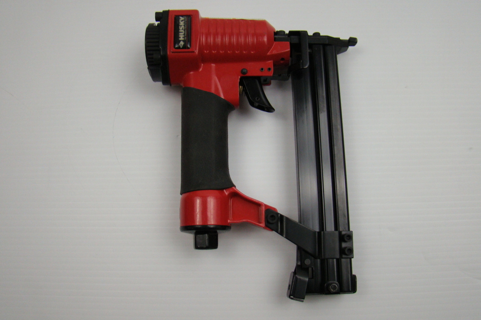 Husky Nailer/Stapler Air Powered 18gauge 9045616 NEW! eBay