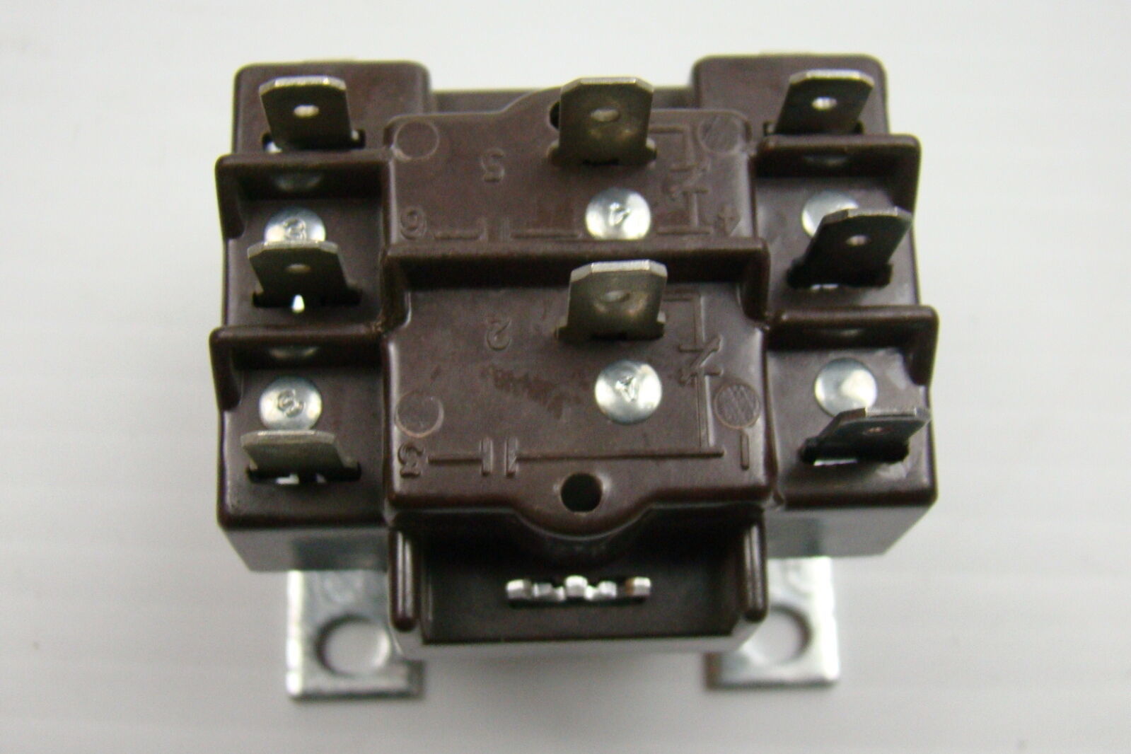 Honeywell 24V Isolation Relay KHAIR0101AAA Joseph Fazzio, Incorporated