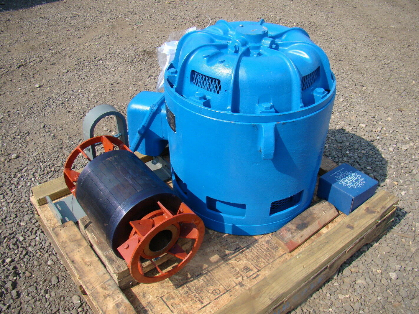 GE 125HP Electric Motor Housing 440v 015101 eBay