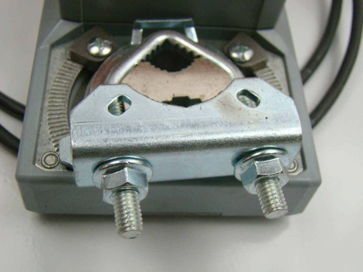 Belimo 24 Volt Proportional Damper Control Actuator NMB24SR eBay