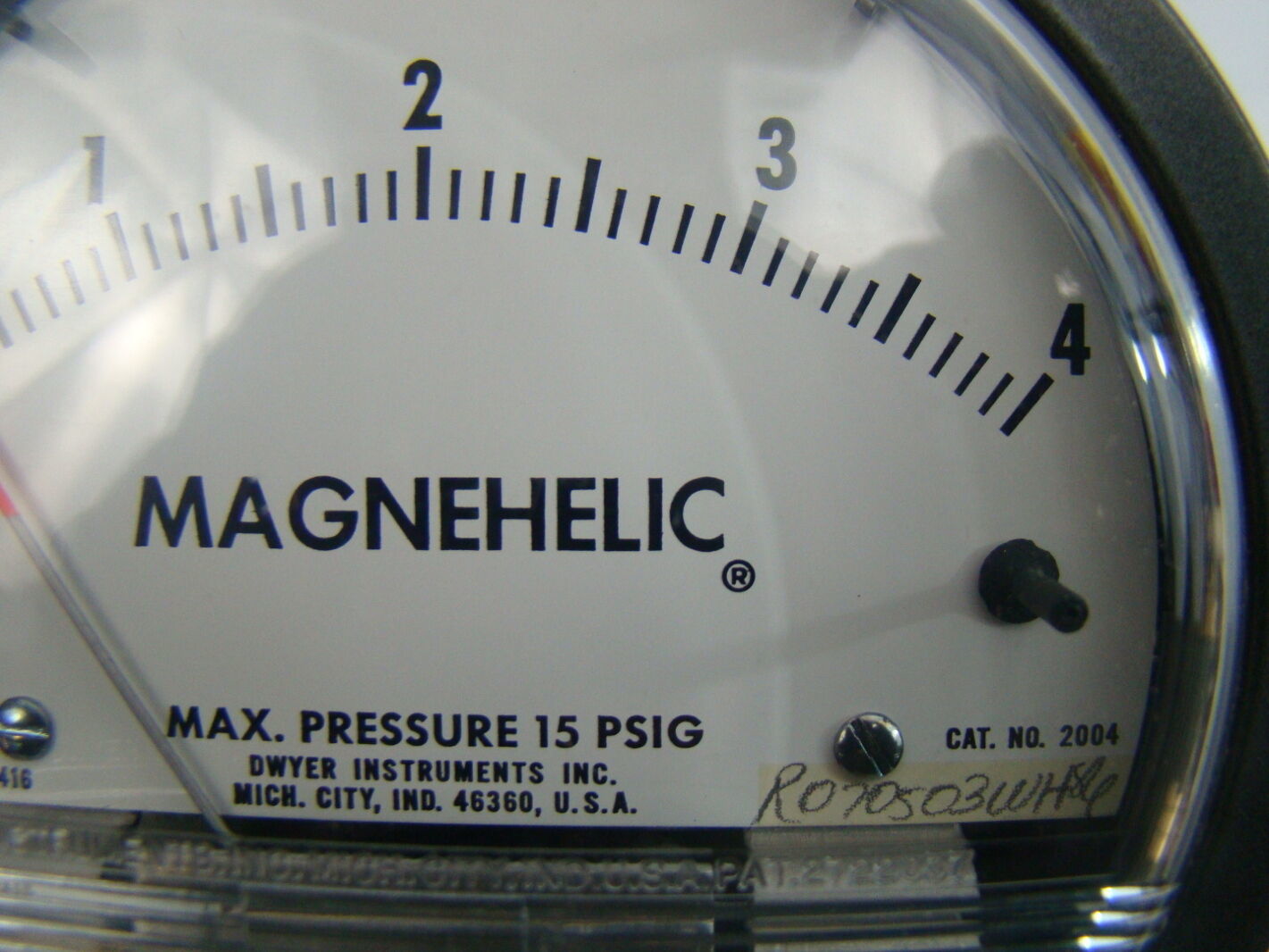 Dwyer Magnehelic Pressure Gage 15 PSIG 2004 eBay