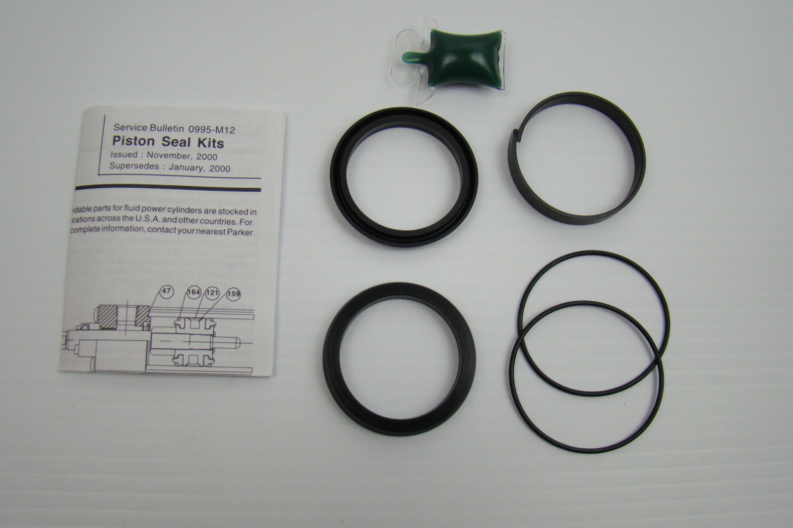 Genuine Parker Cylinder Parts 2MA Piston Seal Kit PK2002MA01