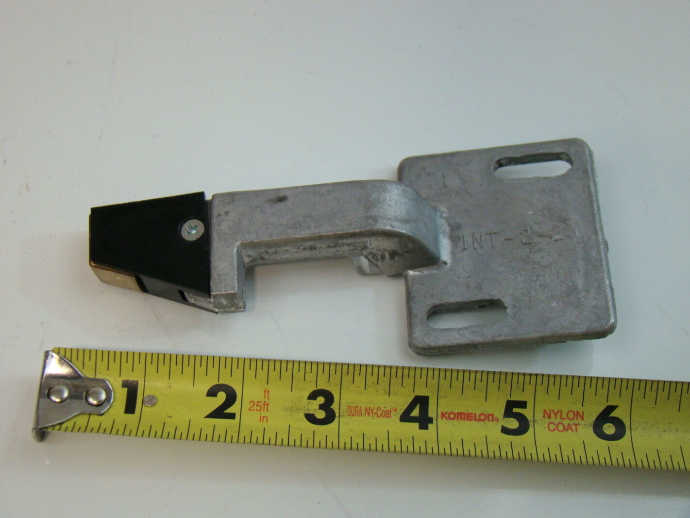 Elevator Gal Door Keeper Cast Aluminum INT223 eBay