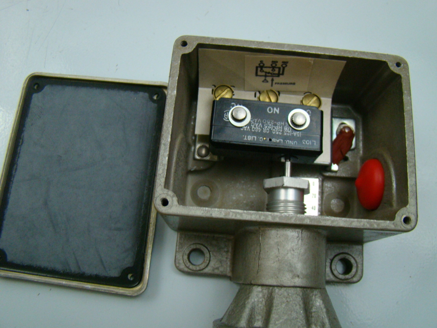 SOR Control Devices 150 PSI Adjustable Pressure Switch 4NNK5 eBay