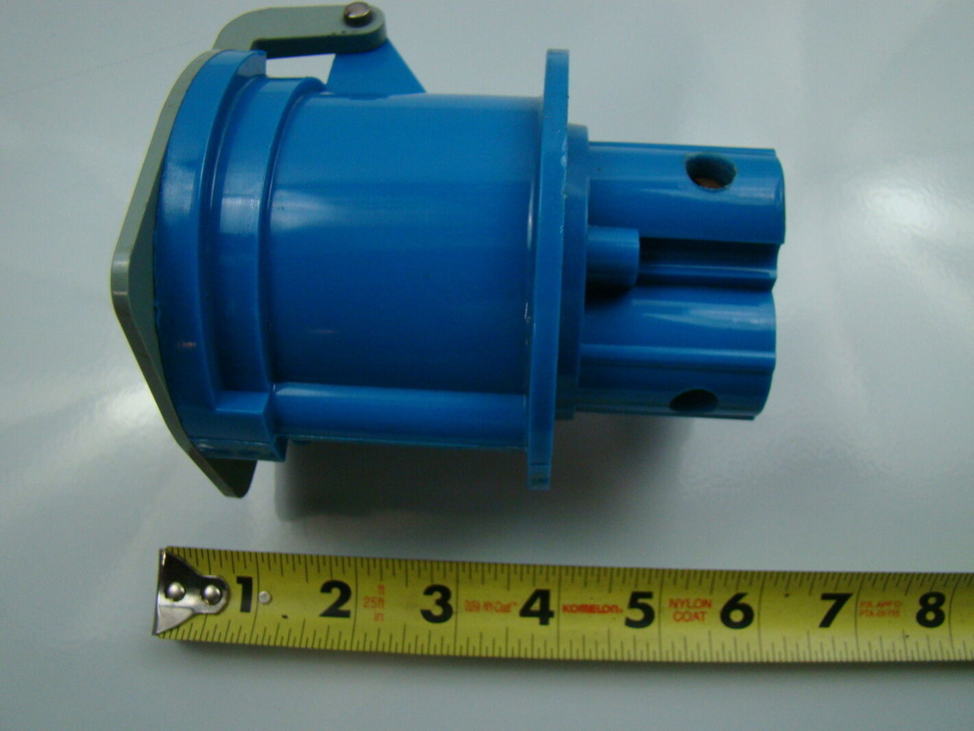 Hubbell 60A 250V Pin & Sleeve Receptacle 460R9