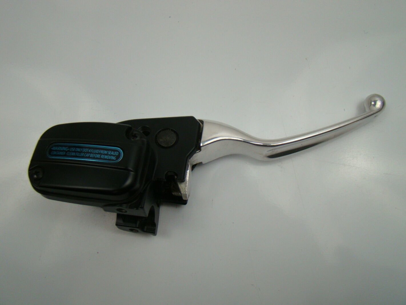 HarleyDavidson Front brake master cylinder 09A19087 eBay