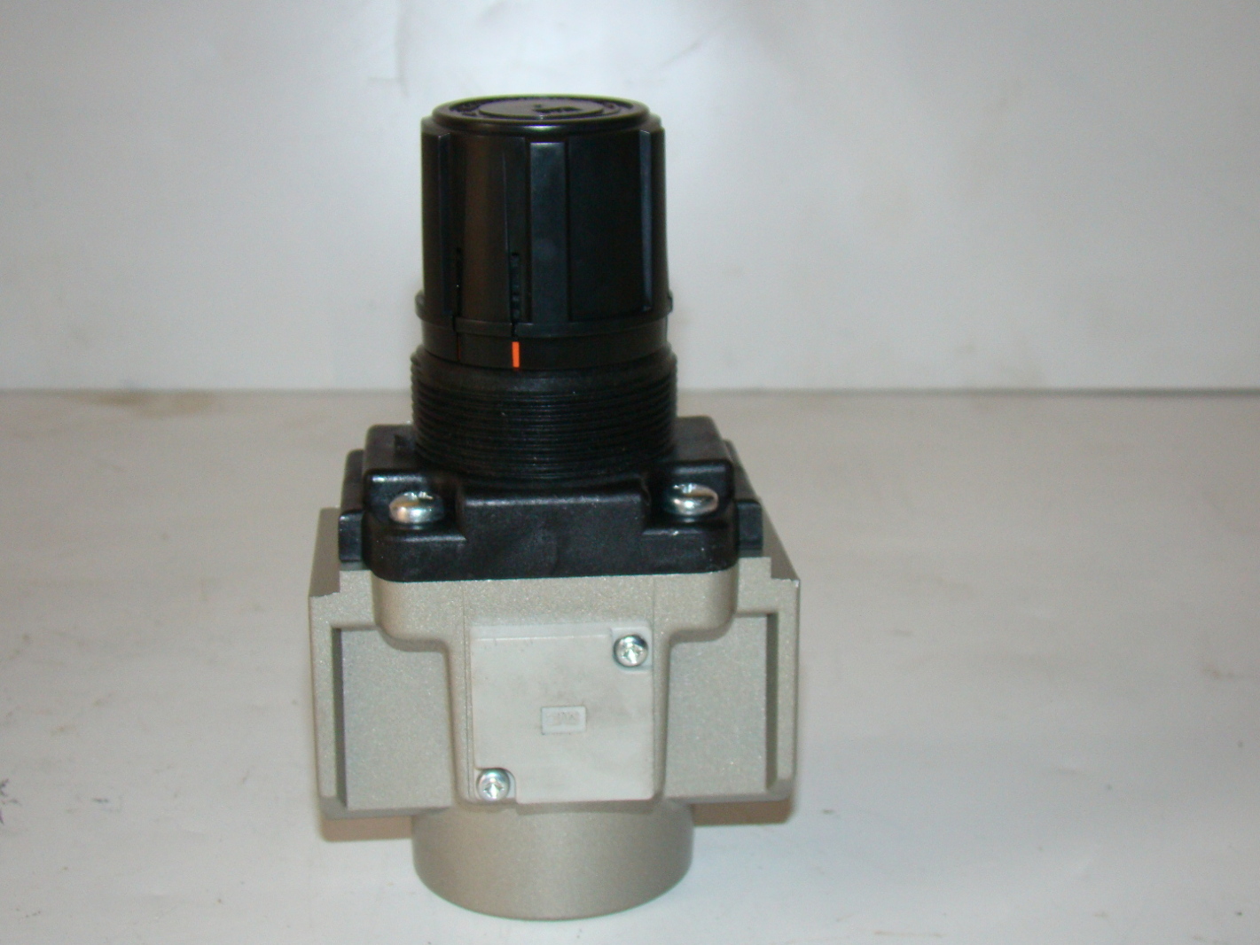 SMC Pneumatic Air Regulator 125psi AR40N06HZ eBay