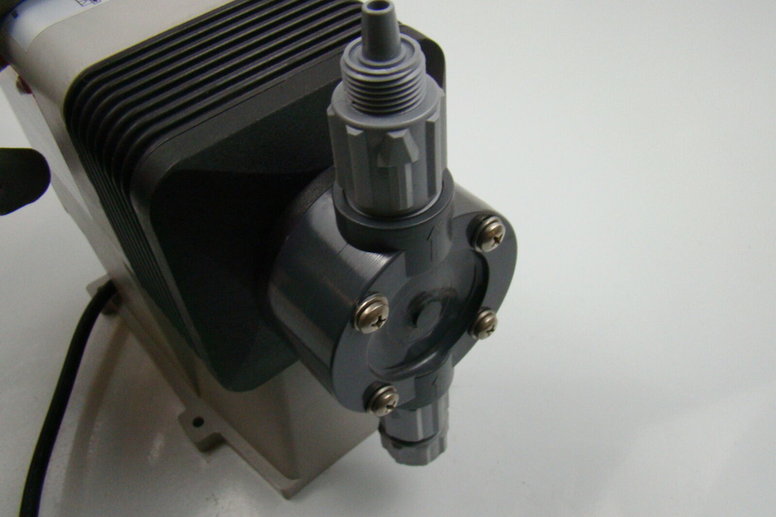 Wallace & Tiernan 115 Volt Premia 75 Solenoid Metering Pump