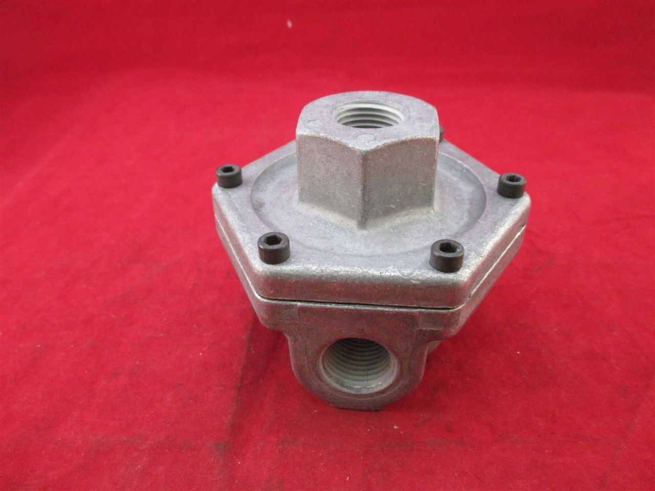 Schrader Bellows 300779000 Quick Exhaust Valve new Process Industrial