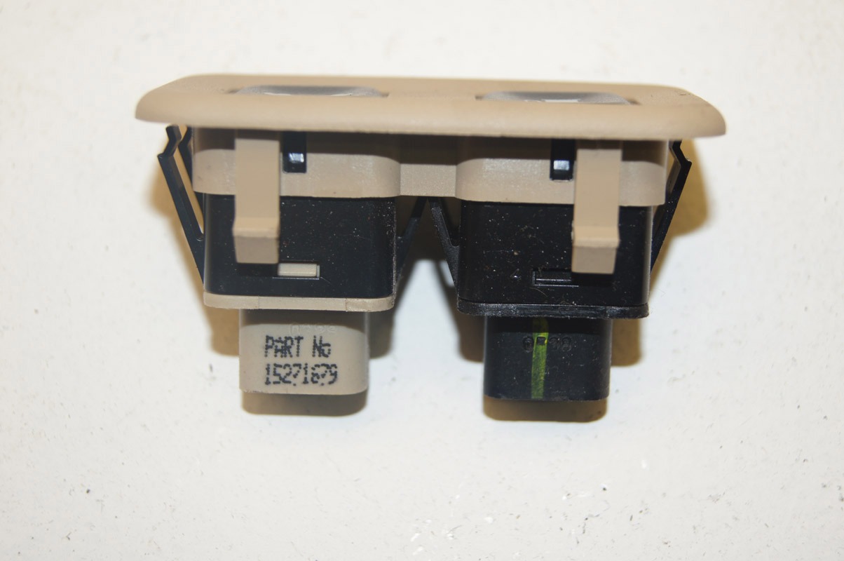 0709 Cadillac 0512 Corvette C6 XLR Gas Fuel Door Trunk Switch