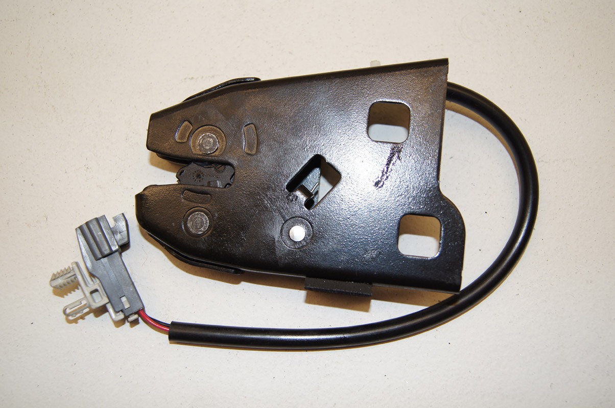 Trunk ajar sensor Saturn Sky Forums Saturn Sky Forum