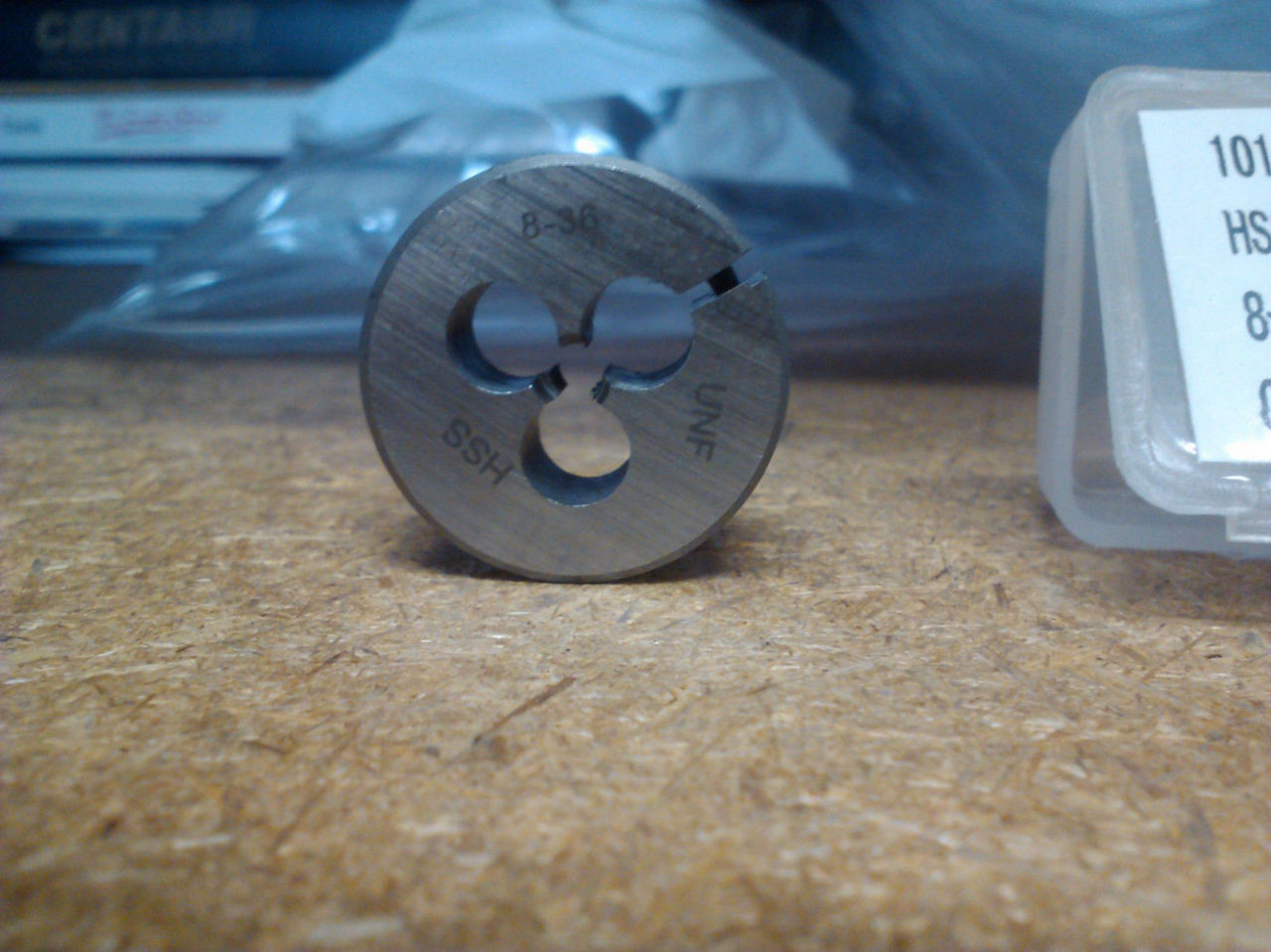 836 X 1" HIGH SPEED STEEL ROUND ADJUSTABLE DIE North Bay Cutting Tools