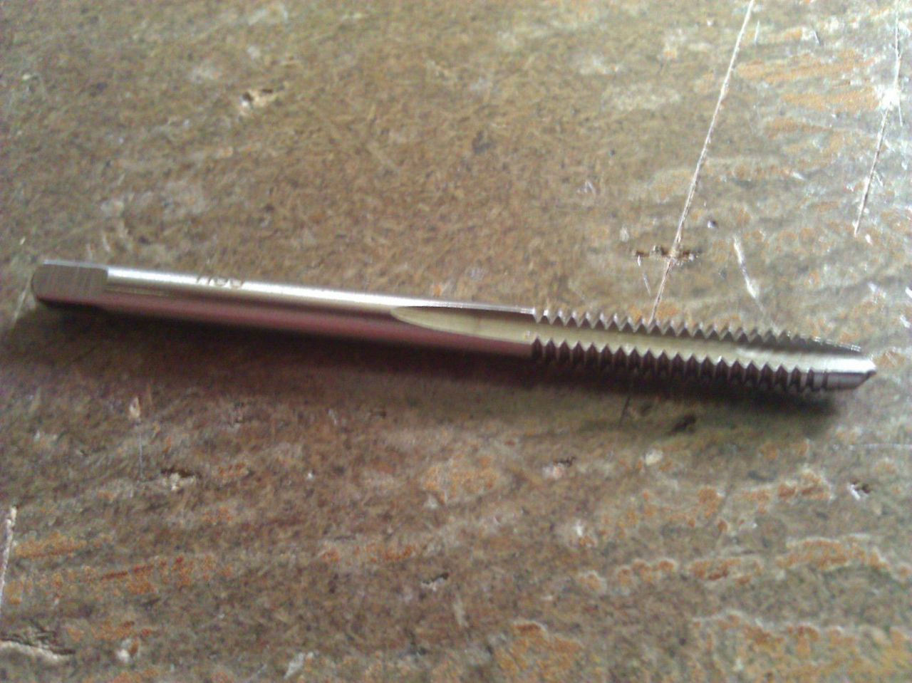 632 GH3 HIGH SPEED STEEL 2 FLUTE SPIRAL POINT PLUG TAP North Bay