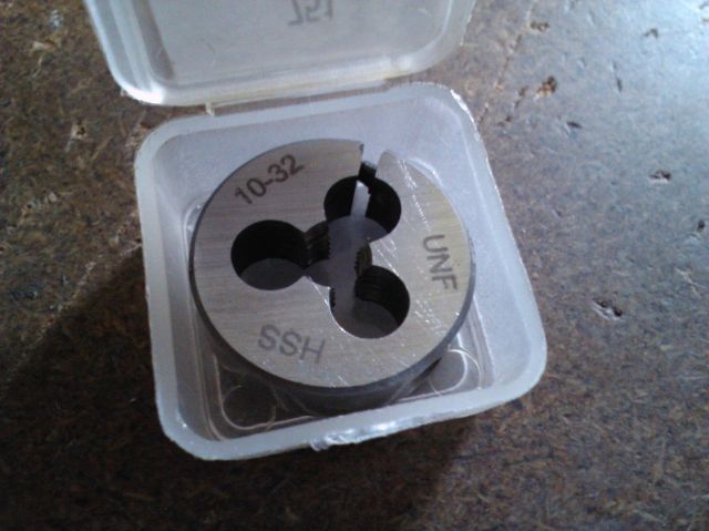 10-32 X 13/16