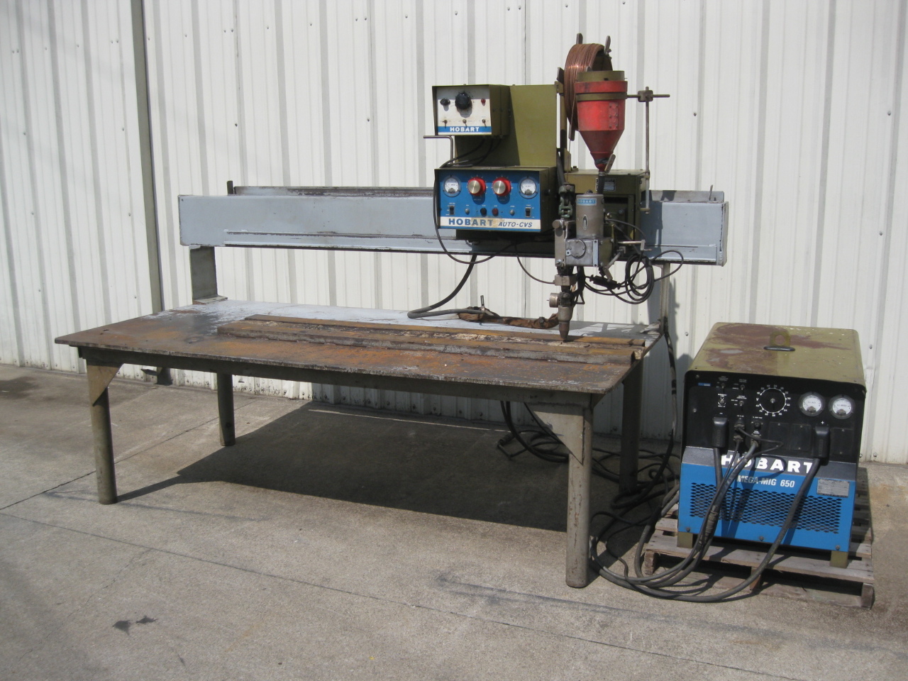 Hobart Submerged Arc 650 Amp Mega Mig Welder & Auto CVS Wire Feeder
