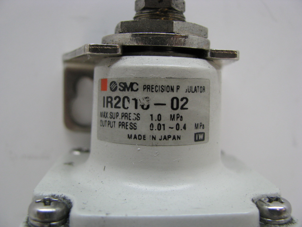 SMC IR2010-02 Adjustable Precision Regulator 0.01-0.4 Mpa 1/4" NPT Port ...
