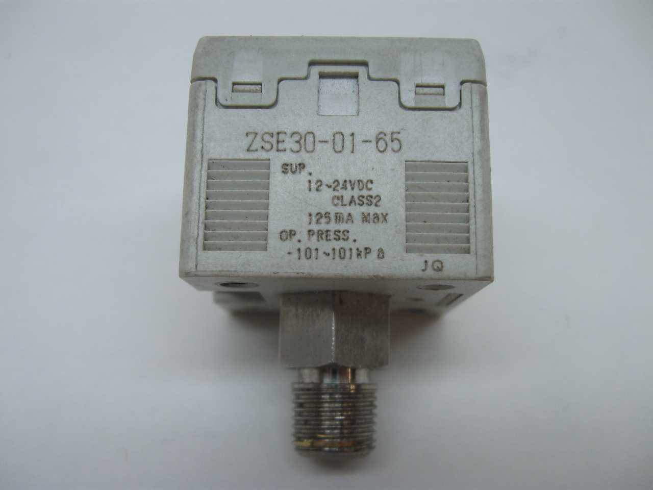 Smc ZSE30T165 Digital Pressure Switch 1224 Vdc eBay