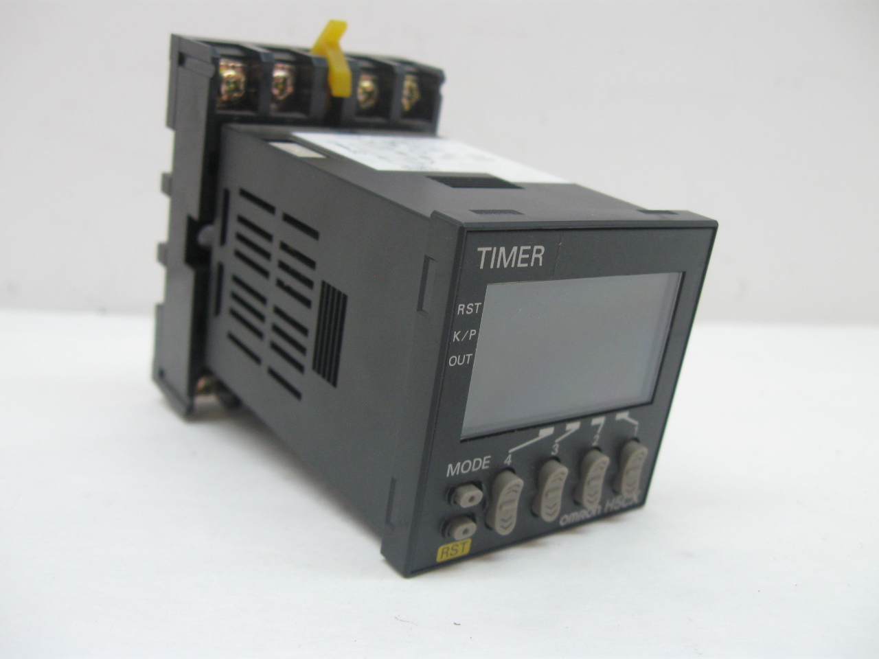 Omron H5CXL8D Digital Timer H5CXL8D eBay