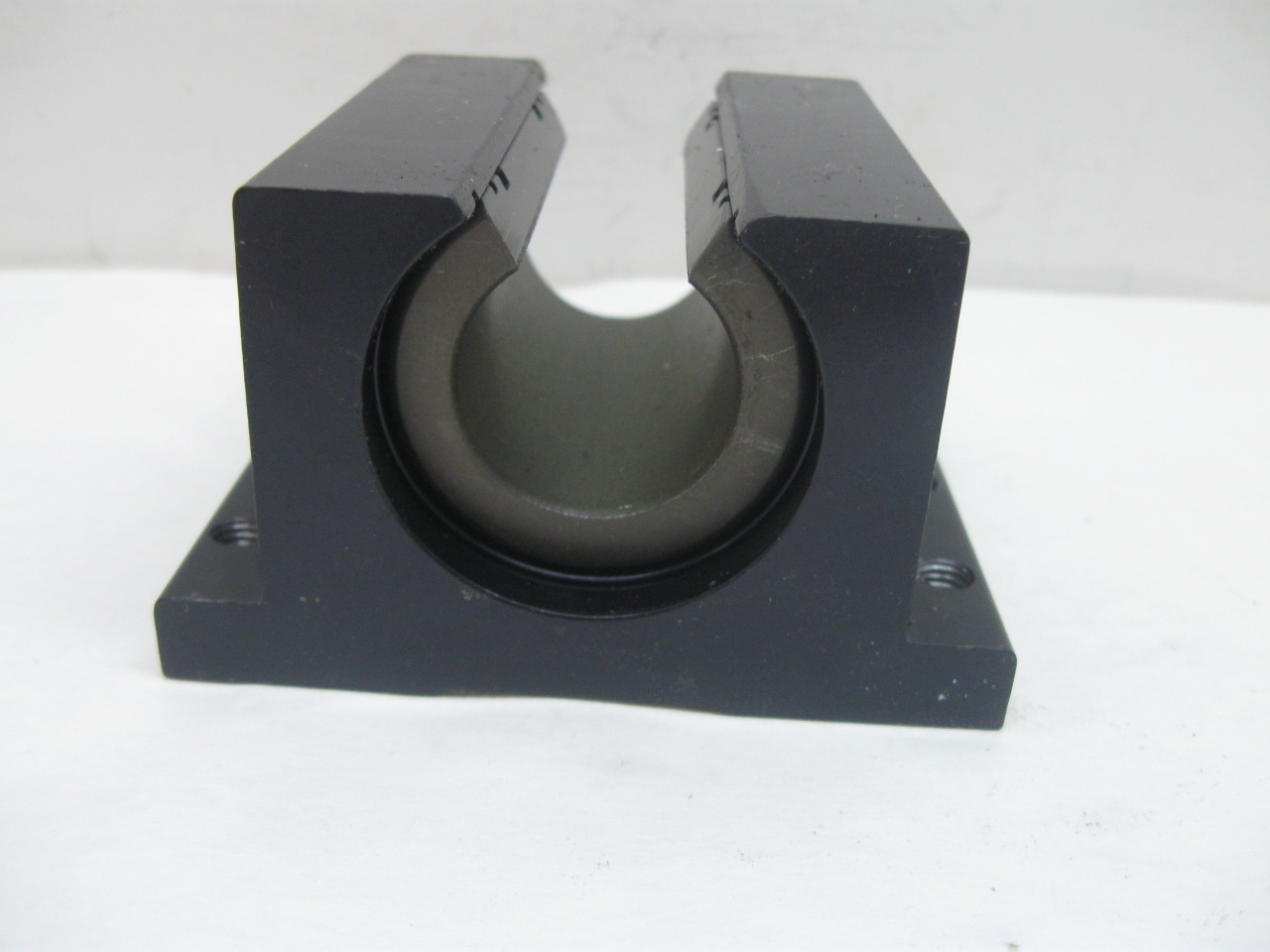 Thomson PB0160PN Ball Bushing Linear Bearing Pillow Block New eBay