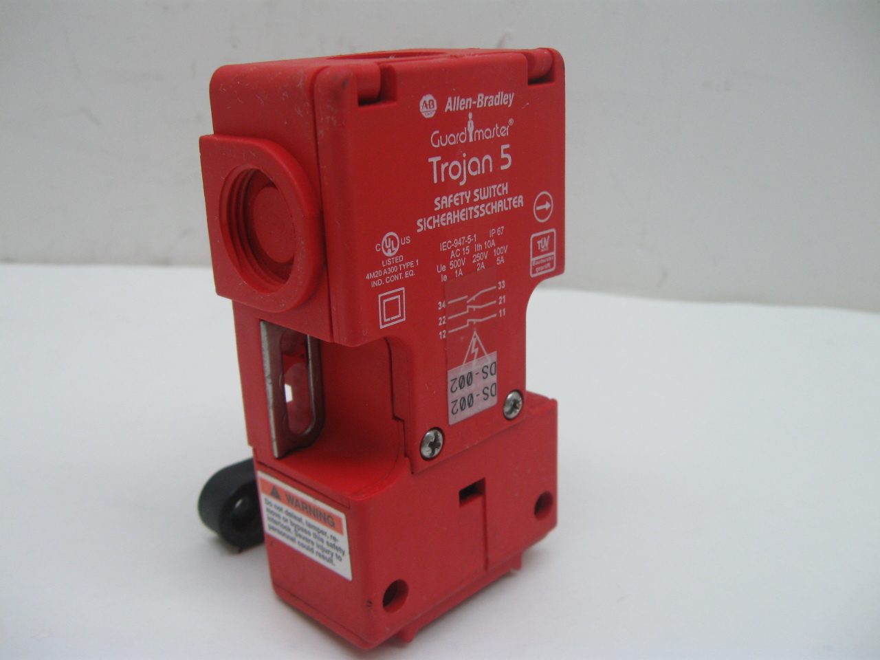 Allen Bradley Guardmaster Trojan 5 440K T11209 Safety Switch eBay