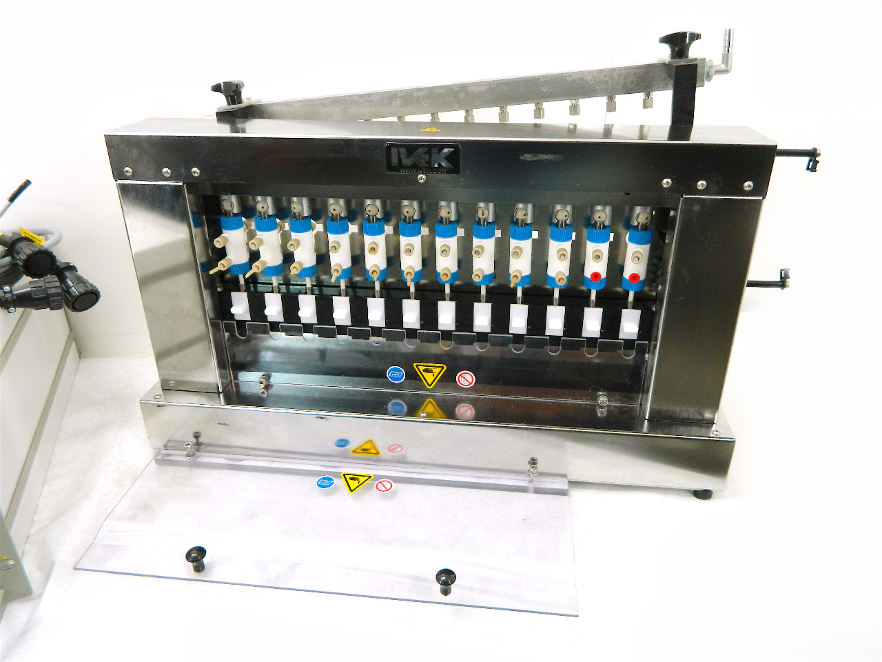 IVEK Multiplex Precision Fluid Dispensing System Servo Controlled Metering Pump eBay