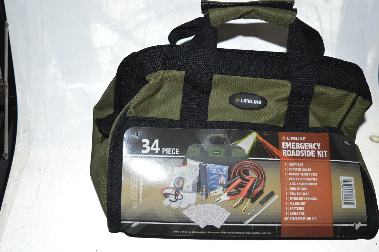 Lifeline First Aid THE EMERGENCY ROADSIDE KITDR.BAG Green/Black34