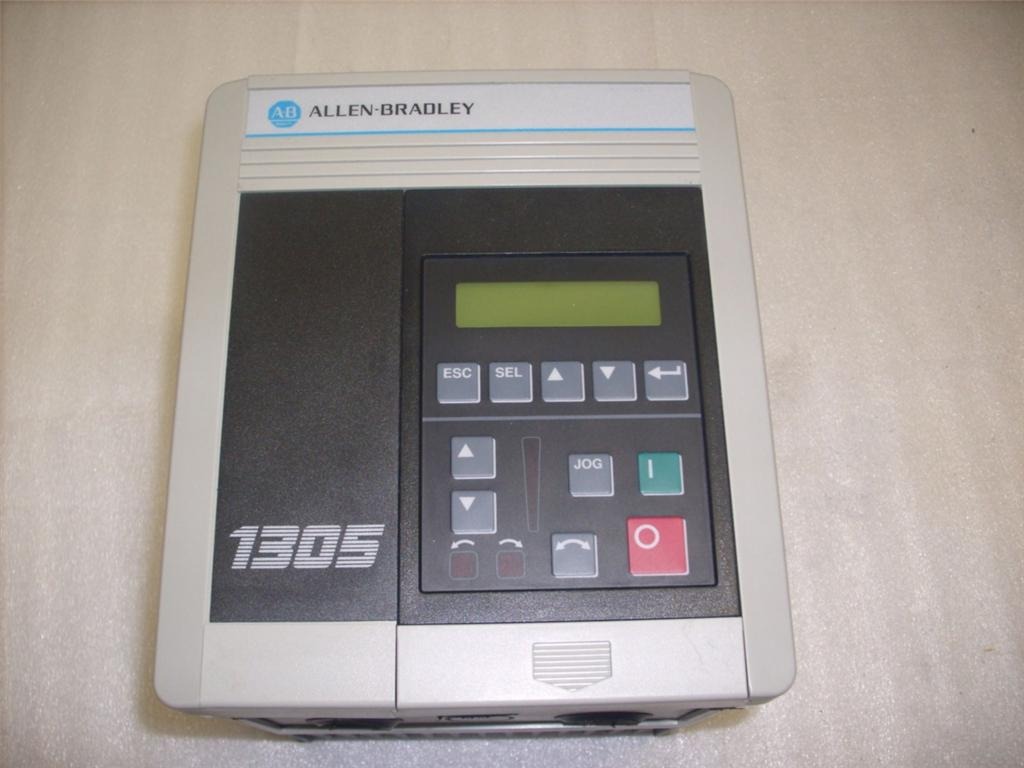 ALLEN BRADLEY 1305 1HP VFD Variable Frequency Drive w/ Programable