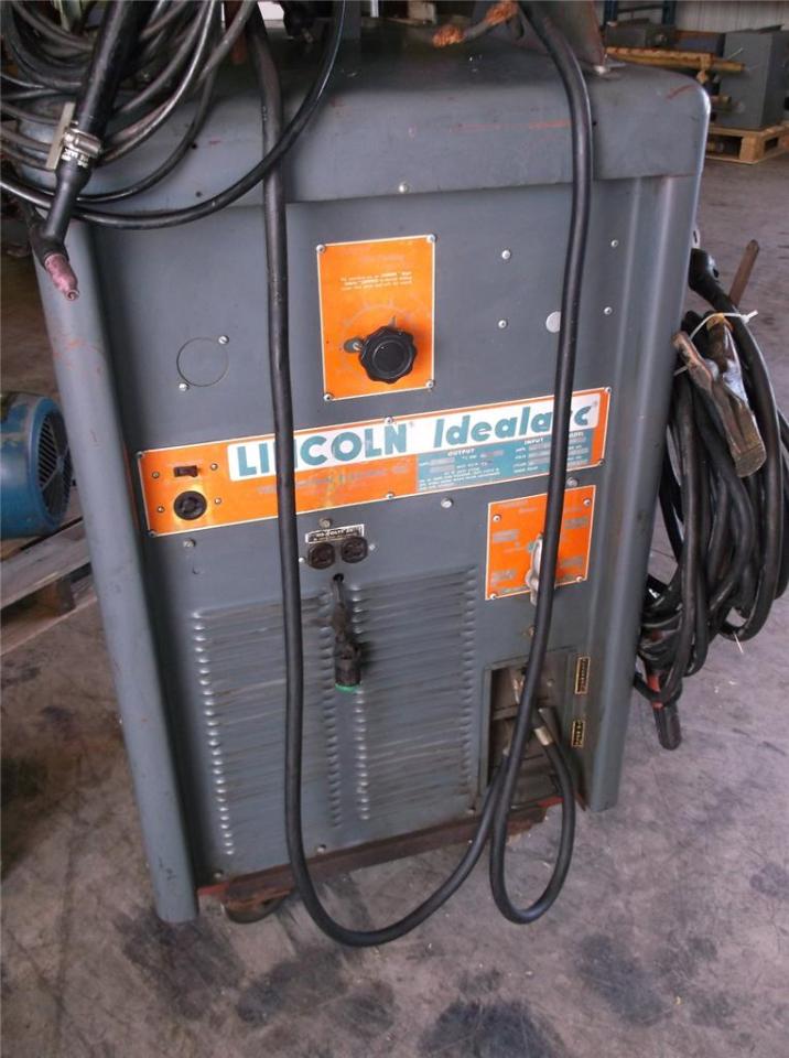 Lincoln Idealarc TIG300 Welder With Lincoln HiFreq Gas And Water