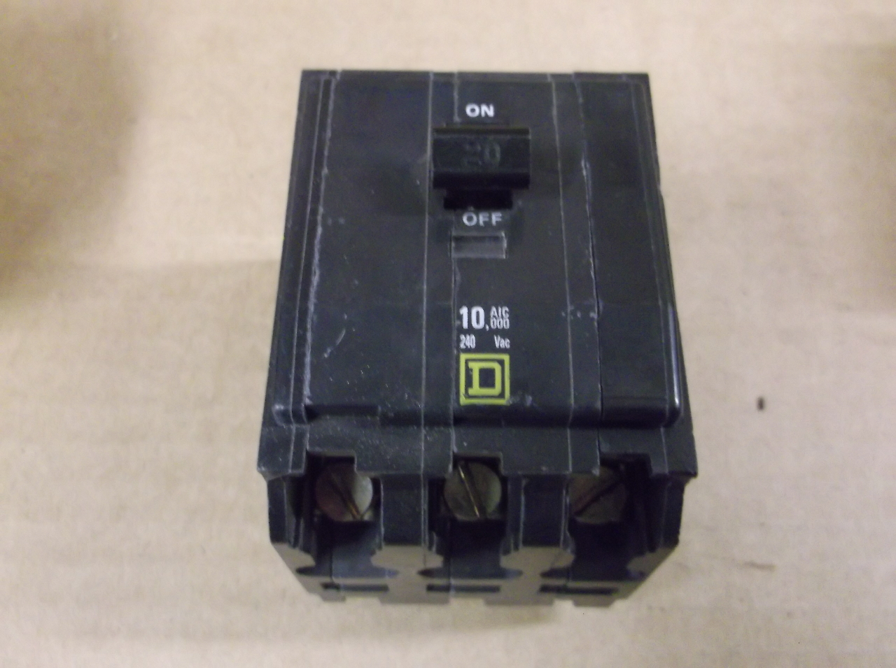 Lot of 20 Square D Circuit Breakers 20 Amp HACR Type eBay