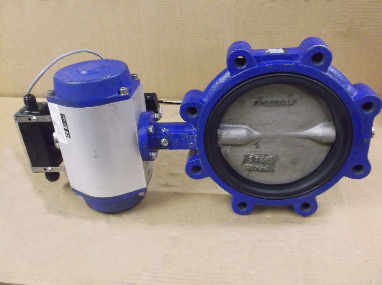 revo-actuator-with-festo-24v-solenoid-centerline-dn200-8-butterfly