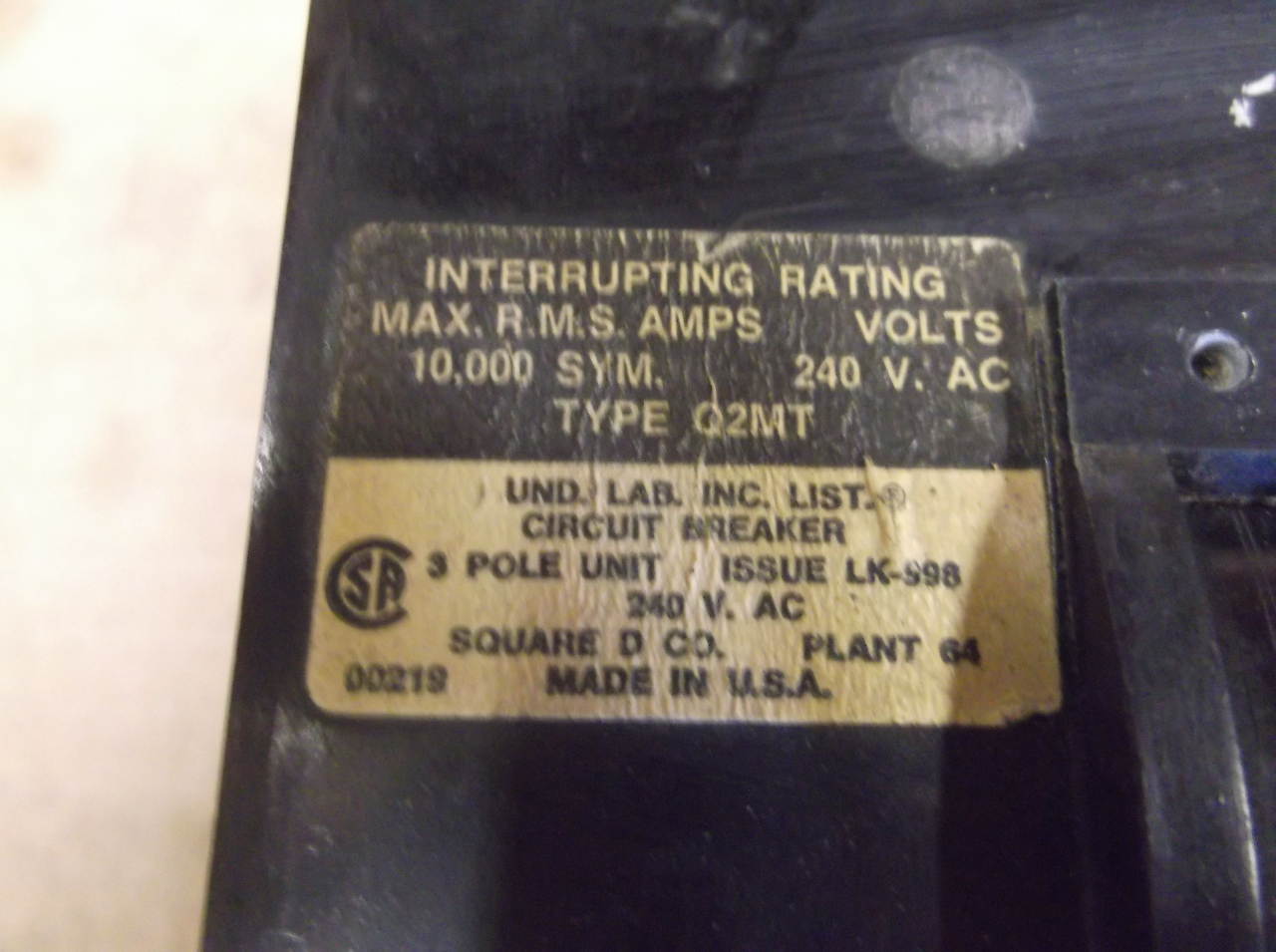 Square D Q2MT Circuit Breaker 3Pole 200 AMP 240V Daves Industrial